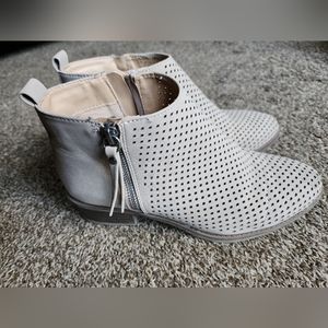 Ankle boots time and true